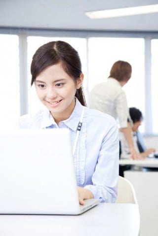 リーフレット(三つ折りパンフレット)の内容を更新したいと思ったときに、いつでも自社で修正がおこなえます リーフレット(三つ折りパンフレット)の内容を更新したいと思ったときに、いつでも自社で修正がおこなえます
