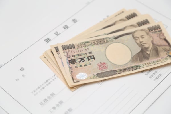 印刷会社に依頼するのと違い、デザイン費用をかけずに小部数で効率よく運用できる 印刷会社に依頼するのと違い、デザイン費用をかけずに小部数で効率よく運用できる