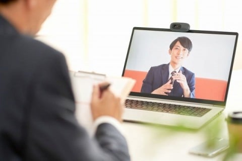 Web面接で感染症のリスクを下げつつ、地方の求職者・忙しい求職者からの応募を増やせる! Web面接で感染症のリスクを下げつつ、地方の求職者・忙しい求職者からの応募を増やせる!