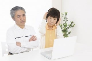 情報量が少ない企業ホームページを放置すれば、失望して競合他社に流れる顧客が発生しつづける
