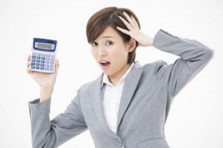 ホームページの制作作業が進んだ段階で、自社の上層部や他部署から変更要請を受けると、多大な修正費用が発生してしまう