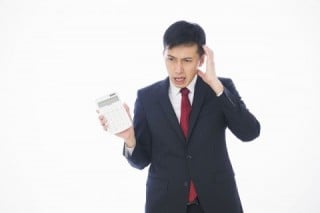 大企業（上場企業）よりも中小企業（非上場企業）のほうが、1人あたりの採用コストは高いというデータも…