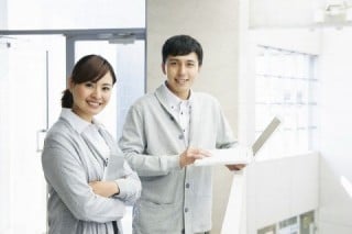 ●社員・職員からのメッセージを掲載する