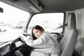 人手不足倒産した運送会社元社長のコメント「人がいなければ仕事を受けたくても受けられない」