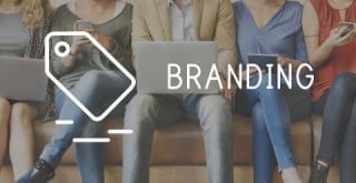 多数の広告チャネルを活用できる大企業とはちがい、中小企業にとってホームページは数少ない情報伝達手段