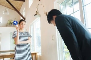 やはり給与や知名度で劣る中小企業ほど、中途採用でも家族から入社を反対されやすい