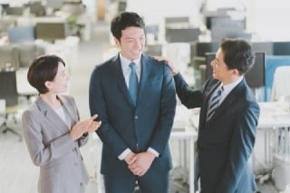採用プロセスの短縮化で採用担当者の負担が軽減され、中途採用の場合は早期に人材を職場に供給できる