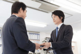 多少単価が高くなっても、直接訪問してくれる制作会社を選んだほうが安心できる
