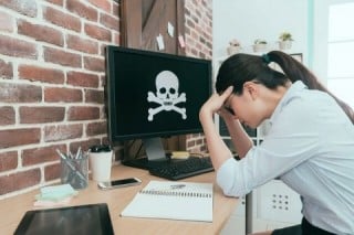 無料CMSを狙ったサイバー攻撃の数は凄まじく、2016年には150万件ものWordPressで制作されたサイトが改ざんの被害を受けた