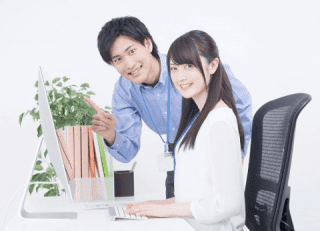 有料CMSではドメイン・サーバーを用意してくれることが多いので、利用しやすい