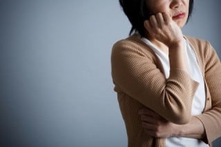 刺さるお悩み共感文を作るには、特定のシチュエーションが思い浮かぶほど顧客層を狭める必要がある
