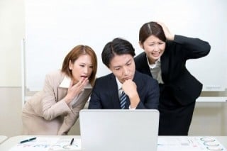 中小企業は無料CMSを選ぶべきでない理由とは？