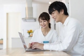 「お客様の声・導入事例」があることで、知名度がそこまで高くない中小企業でも信頼感を獲得できる
