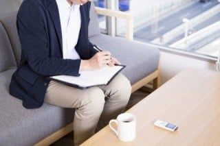 お客様インタビューの本番では最初に基本的な確認をして、録音・写真撮影の許可を取ろう