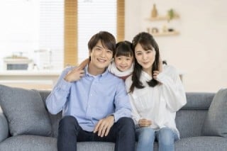 可能であれば、お客様の感想の近くにはお客様の写真やアンケート用紙のスキャン画像を掲載しよう