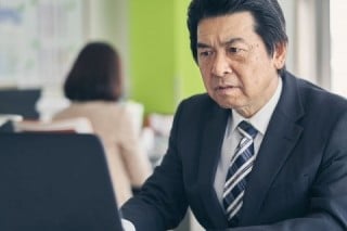 わかりづらい件名だと、顧客側がメールを探し当てづらい