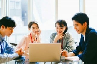 ホームページの運営・更新作業が属人化しないか？