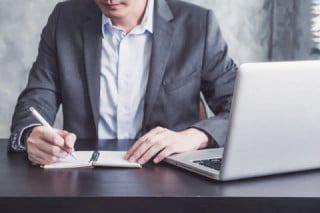 高確率で自社の商品・サービスを購入してくれる顧客のシチュエーションを深掘りしていく