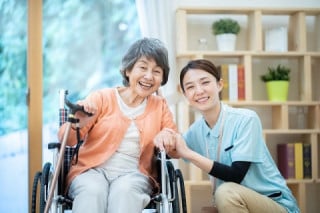 介護・福祉業の生成AIのユースケース 介護・福祉業の生成AIのユースケース