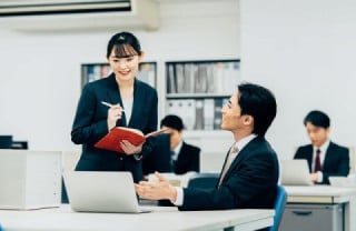 他の社員にも協力してもらって、自社ができる最高の回答を作成しよう