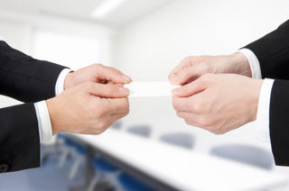 企業ホームページが無いのは、名刺や看板が無いのと同じ！