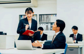 中小企業がコンテンツマーケティングを実施するメリット8.コンテンツを作成する社員にとっても、顧客視点を学び、知識・ノウハウを言語化する機会になる