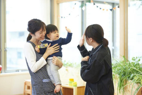 【保育業】保護者への連絡事項の一元管理