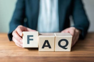 定型的な問い合わせ（FAQ）が大部分を占めている