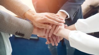 属人化の解消とナレッジの共有（一貫したクオリティでの対応）