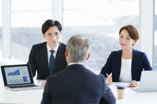BtoB企業のWebサイト・採用ページ BtoB企業のWebサイト・採用ページ