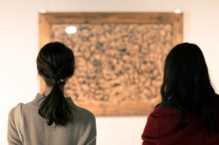 【来館中】展示図録や作品背景を基にした「デジタル対話型ガイド」 【来館中】展示図録や作品背景を基にした「デジタル対話型ガイド」