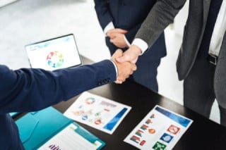 【採用候補者・外部人材向け】インターン・業務委託・中途コンサル候補者からの疑問に自動回答