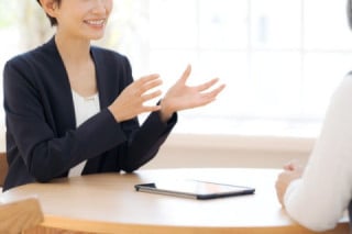 【見込み顧客向け】実績やサービス領域を即座に提示し、商談につなげる