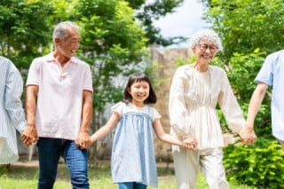【子育て・介護世帯向け】複雑な条件判定や給付金の案内をわかりやすくサポート