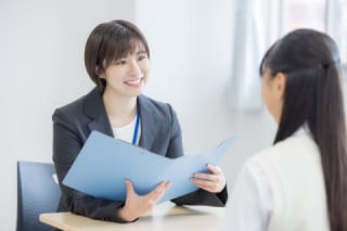 優秀な講師やアルバイト講師の採用・育成・定着の難しさ