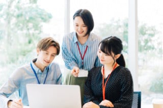 【教職員・スタッフ向け】シラバス作成ルール・学内申請などのナレッジ共有