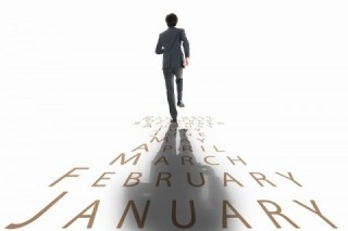 コンテンツSEOはマラソンランナーのように、長期間集客に貢献し続ける コンテンツSEOはマラソンランナーのように、長期間集客に貢献し続ける