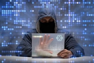 一部のページのみ保護する共有SSLでは、訪問者のCookieは守れない 一部のページのみ保護する共有SSLでは、訪問者のCookieは守れない