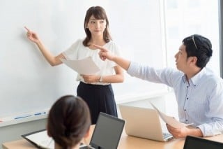 なぜ自社の商品・サービスが市場に求められているのか、考えてみましょう なぜ自社の商品・サービスが市場に求められているのか、考えてみましょう