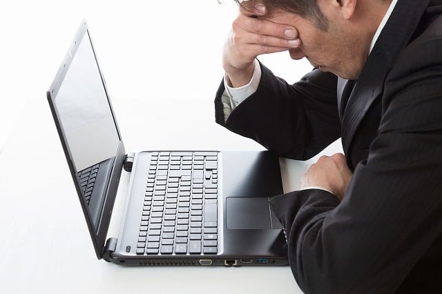 人手不足倒産とは なぜ起きるのかの原因と防止する方法 対策を解説