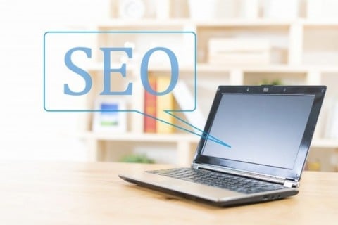 SEO（SEO対策）は検索エンジンからアクセスを集める施策のことで、企業ホームページのアクセス流入の80％～90％を占める