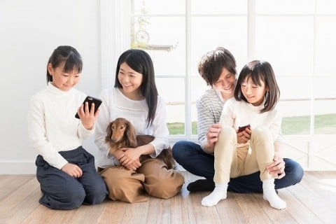 より狭い意味では、コンテンツは単純な商品・サービスの売り込みや会社の説明ではない、訪問者にとって有益な情報を指すことが多い より狭い意味では、コンテンツは単純な商品・サービスの売り込みや会社の説明ではない、訪問者にとって有益な情報を指すことが多い