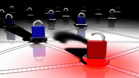 2.オープンソースなので攻撃者が脆弱性を発見しやすい 2.オープンソースなので攻撃者が脆弱性を発見しやすい