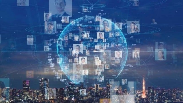 オンラインとは？　意味やオンラインサービスの例を簡単に解説